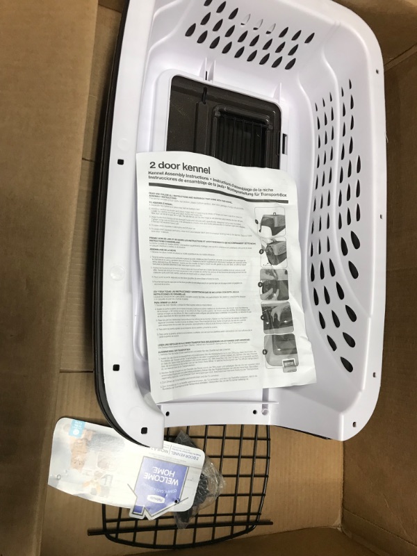Photo 6 of *** USED IN GOOD CONDITION *** Petmate Two Door Pet Kennel for Pets up to 15 Pounds WHITE 19 INCH