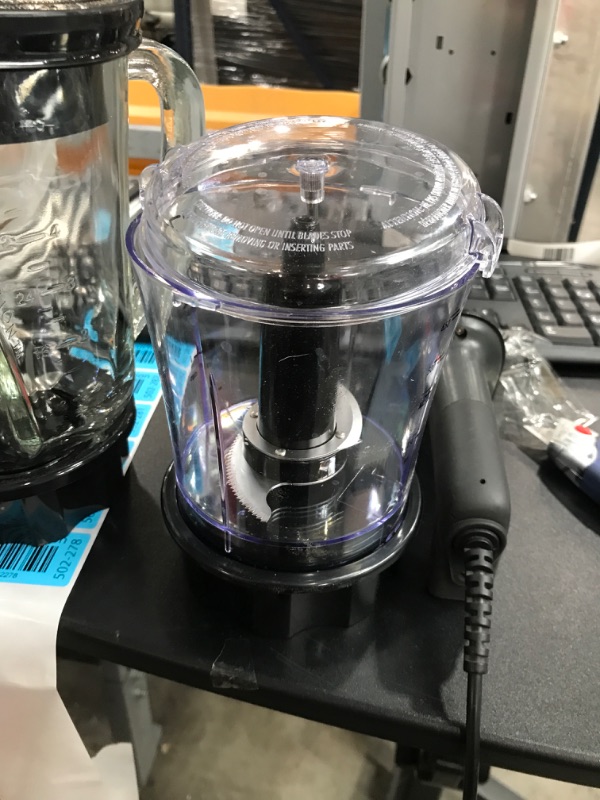 Photo 4 of ***POWERS ON*** Hamilton Beach Power Elite Blender with 40oz Glass Jar and 3-Cup Vegetable Chopper, 12 Functions for Puree, Ice Crush, Shakes and Smoothies, Black and Stainless Steel (58149)