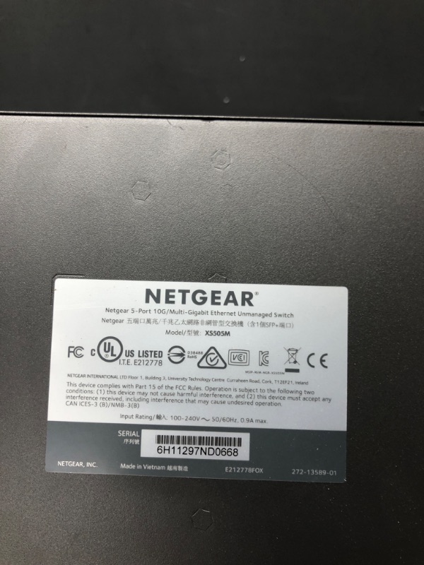 Photo 3 of NETGEAR 5-Port 10G Multi-Gigabit Ethernet Unmanaged Switch (XS505M) - with 1 x 10G SFP+, Desktop or Rackmount, and Limited Lifetime Protection 5 port | Multi-Gig | 1xSFP