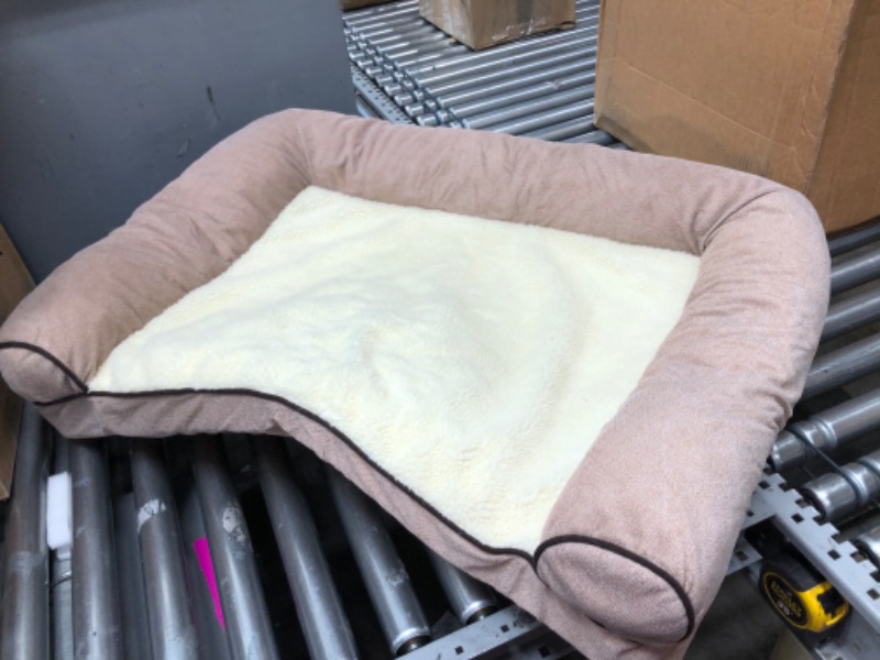 Photo 1 of LG CREAM/TAN PET BED