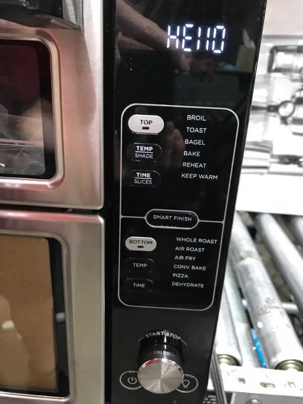 Photo 3 of *POWERS ON* Ninja DCT401 12-in-1 Double Oven with FlexDoor, FlavorSeal & Smart Finish, Rapid Top Oven, Convection and Air Fry Bottom Oven, Bake, Roast, Toast, Air Fry, Pizza and More, Stainless Steel.