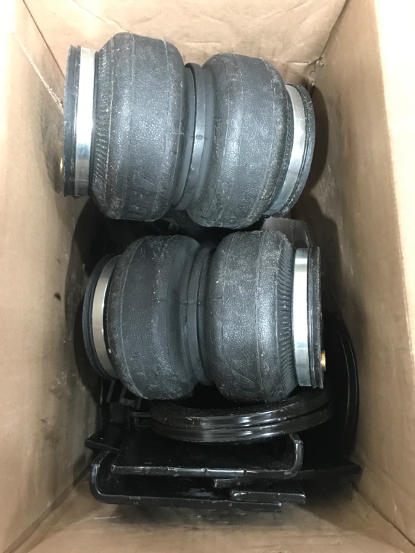 Photo 3 of Air Lift 88200 LoadLifter 5000 Ultimate Air Suspension Kit