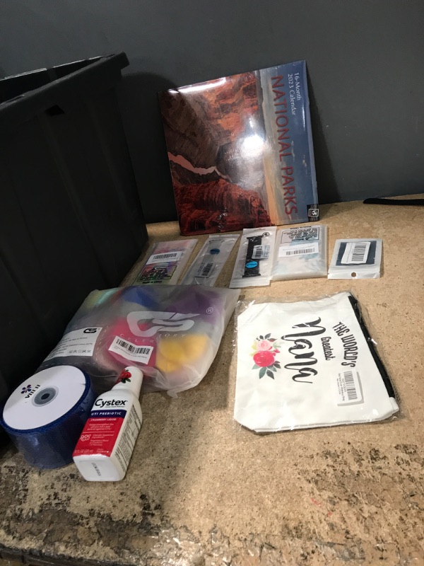 Photo 1 of 10 ITEMS*
MISCELLANEOUS BUNDLE