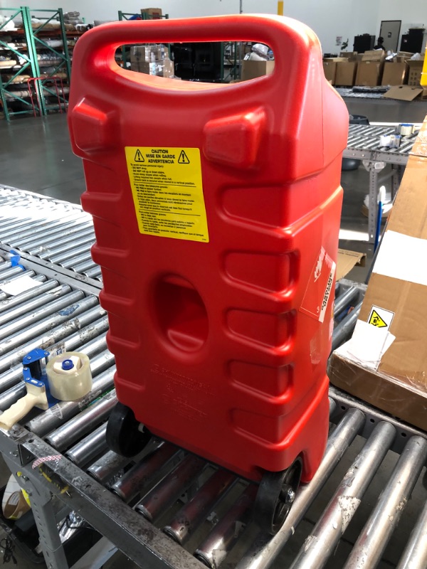 Photo 3 of **MINOR WEAR & TEAR**Scepter 06792 14 Gallon Flo-N-Go Duramax Gasoline 14 Gallon Portable Gas Fuel Tank Container with Fluid Transfer Siphon Pump Fuel Caddy, Red
