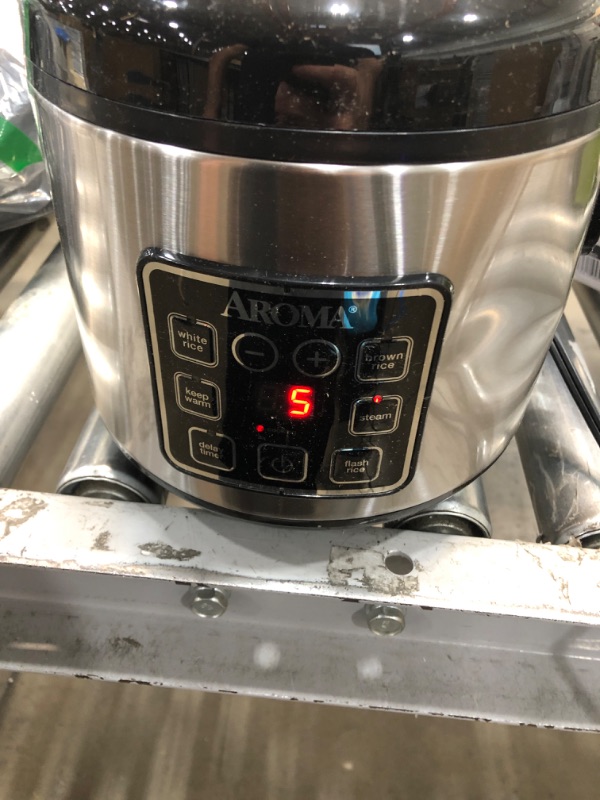 Photo 2 of *USED/MINOR DAMAGE*  Aroma Housewares ARC-914SBD Digital Cool-Touch Rice Grain Cooker and Food Steamer, Stainless, Silver, 4-Cup (Uncooked) / 8-Cup (Cooked) Basic