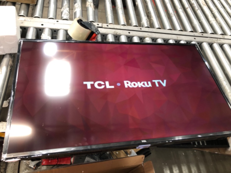 Photo 2 of TCL 40" Class 3-Series Full HD 1080p LED Smart Roku TV - 40S355