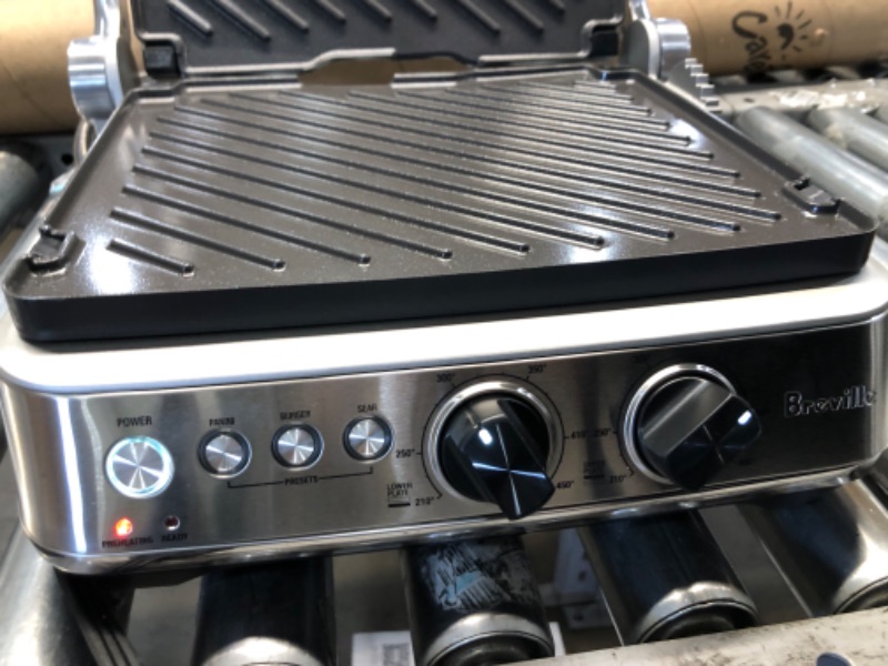 Photo 10 of Breville BGR700BSS the Sear and Press countertop electric grill, Medium, Brushed Stainless Steel
