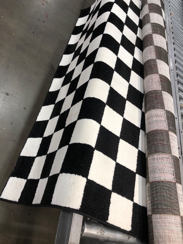 Photo 2 of 1909 Checkered Black and White 5' x 7' Area Rug Carpet