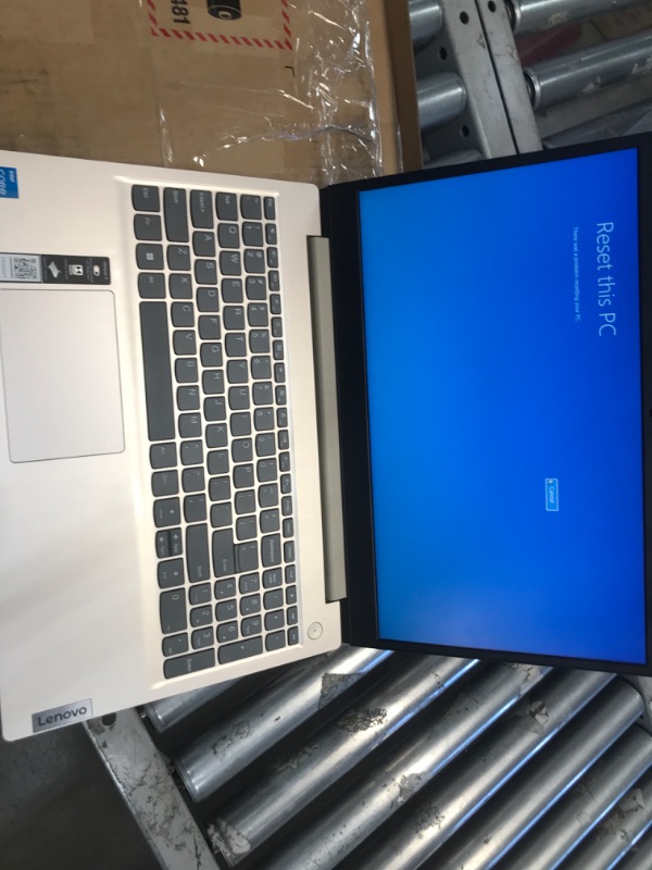 Photo 2 of *parts only* Lenovo - IdeaPad 3 15" HD Touch Screen Laptop - Intel Core i3-1115G4 - Intel UHD Graphics - 8GB Memory - 256GB SSD - Almond