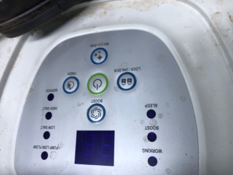 Photo 4 of *UNFUNCTIONAL*- Intex 120V Krystal Clear Saltwater System 15000 Gallon Swimming Pool Chlorinator