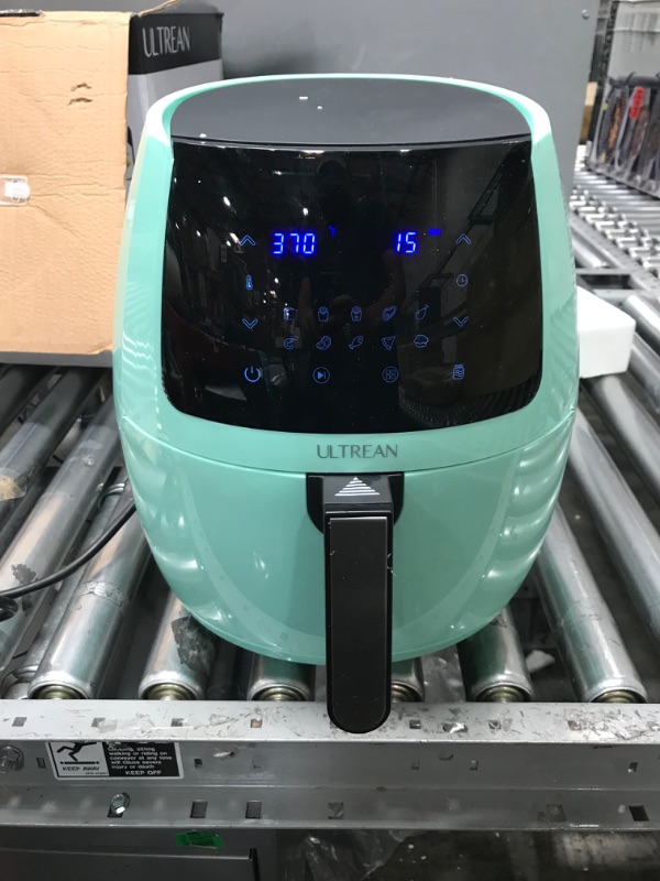 Photo 2 of **MINOR WEAR & TEAR**Ultrean 5.8 Quart Air Fryer, Electric Hot Air Fryers Oilless Cooker with 10 Presets, Digital LCD Touch Screen, Nonstick Basket, 1700W, UL Listed (Green)