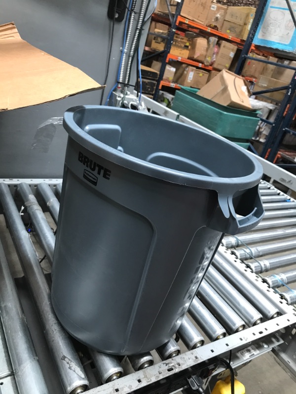 Photo 2 of ***CAN ONLY!! MISSING LID***
Rubbermaid Commercial Refuse Container 10 Gal 15-5/8 " D X 17-1/8 " H Round Plastic Gray
