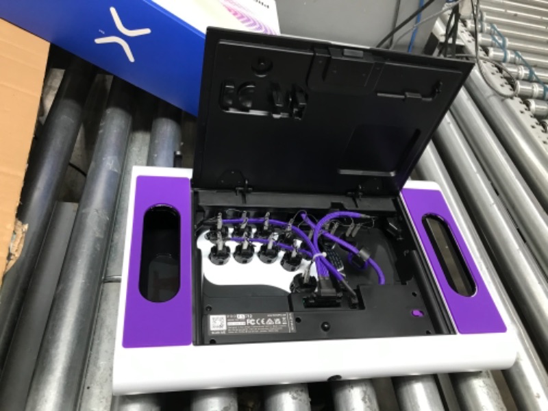 Photo 1 of Victrix by PDP Pro FS Arcade Fight Stick for PlayStation 5 - White Pro FS White