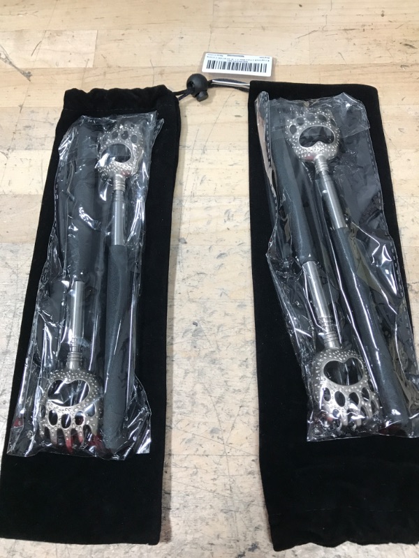 Photo 1 of 2 BUNDLED ITEMS - Yangoakmm Kitchen Silicone Metal Fish Spatula Stainless Steel Heat Resistant Nonstick Cookware for Pancake Baking Thin Camping Long Flat Turner Cooking Utensil Black; AND,Naziyo ?Upgrade? 2 Pack Bear Claw Back Scratcher - Portable Telesc
