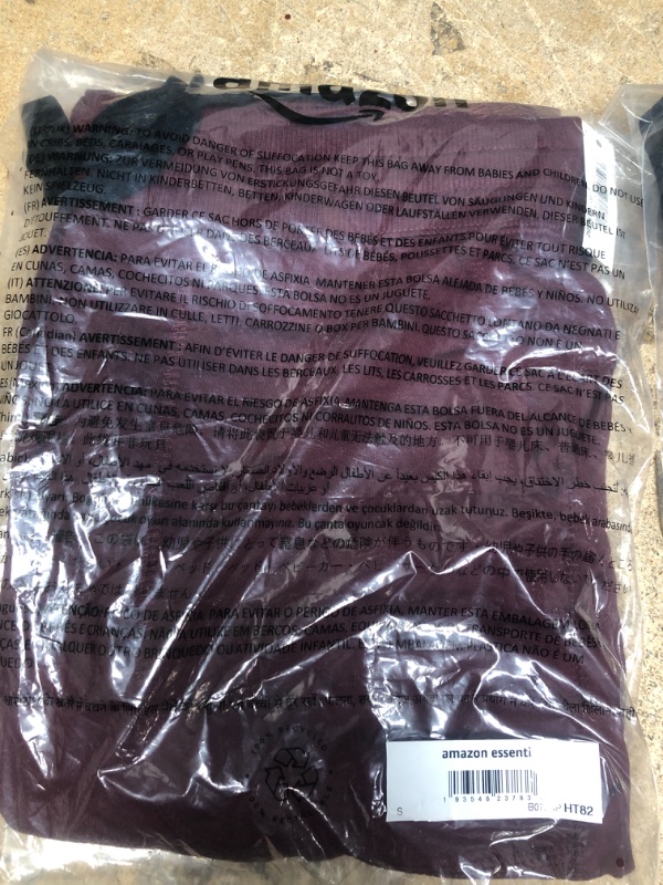 Photo 1 of Amazon Essentials Women's Relaxed-Fit Studio Terry Capri Jogger Pant Small Dark Burgundy