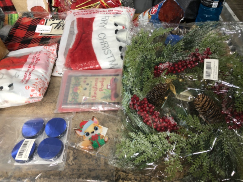 Photo 2 of 16 PIECE CHRISTMAS BUNDLE (DECORATIONS)