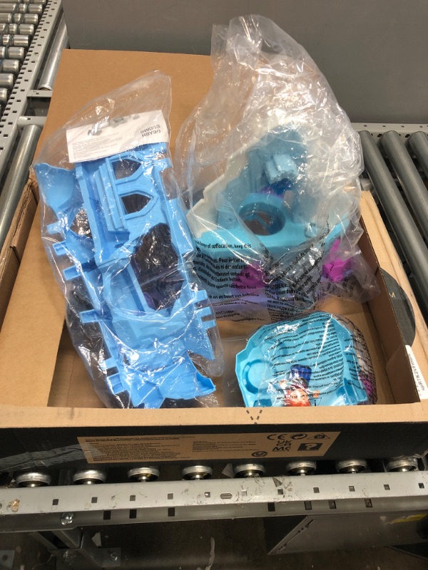 Photo 2 of Disney Frozen Toy, Fisher-Price Little People Playset with Anna and Elsa Toys & Music, Elsa’s Enchanted Lights Palace, Frustration-Free Packaging SIOC/FFP