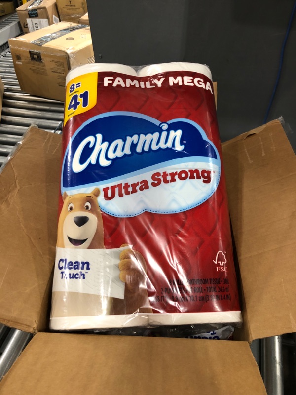 Photo 2 of "MISSING TWO ROLLS, 22 TOTAL" Charmin Ultra Strong Clean Touch Toilet Paper, 24 Family Mega Rolls = 123 Regular Rolls CHRM 24FM (New)
