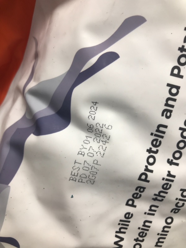 Photo 2 of **EXP DATE :07/07/22!!  Nulo Frontrunner All Breed Adult Dry Dog Food, Premium All Natural Dog Kibble, Made with Ancient Grains Promote Fullness with Healthy Digestive Aid BC30 Probiotic & Antioxidants for Immune Health 25 lb - Resealable Turkey, Trout, &