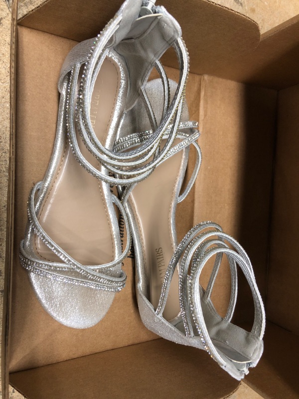 Photo 2 of Dream Pairs Women's Fashion Open Toe Rhinestones Ankle Straps Summer Flat Sandals Weitz Silver Size 9
