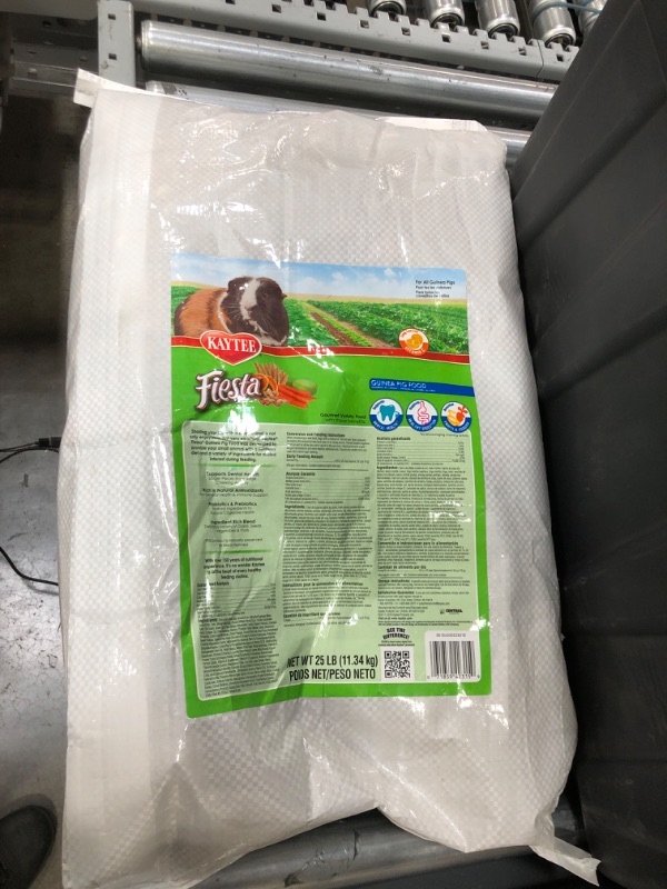 Photo 1 of *EXPIRE Jan 2024*
Kaytee Fiesta Guinea Pig Food,25 lb