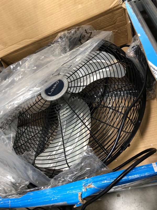 Photo 4 of **item has been opened**
Lasko 20" High Velocity Quick Mount, Easily Converts from a Floor Wall Fan, 7 x 22 x 22 inches, Black 2264QM