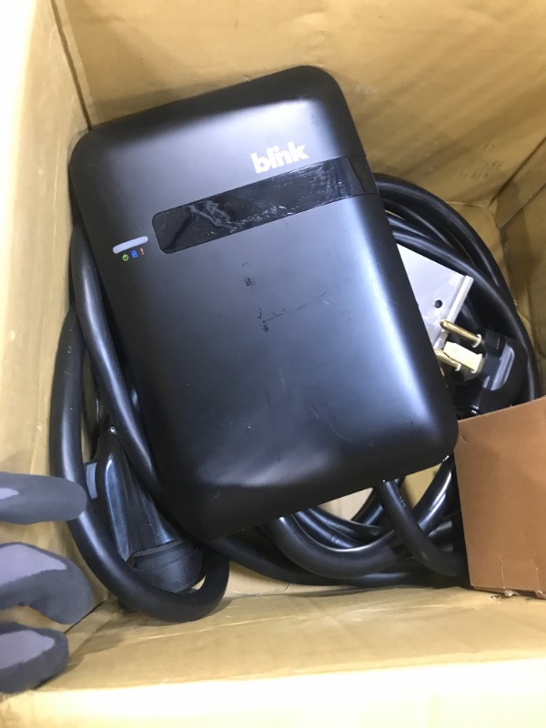 Photo 2 of **** UNABLE TO TEST ****
Blink Charging Home Level 2 Electric Vehicle (EV) Charger. 240V, 32-AMP, 25 Ft Cord. Charges All EVs Including Tesla, SAEJ1772. Indoor/Outdoor Use (NEMA 6-50 Plug), Black, (01-0180)