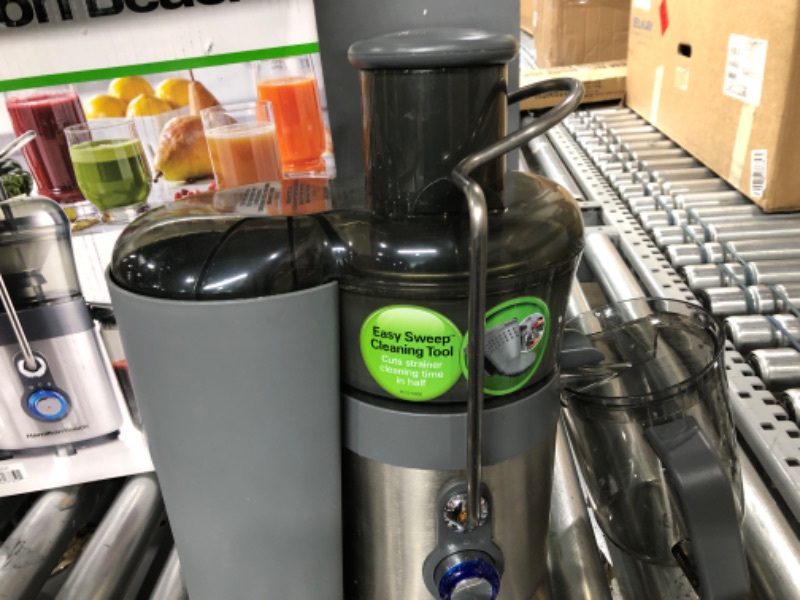 Photo 2 of ***DOES NOT POWER ON***Hamilton Beach Juicer Machine, Centrifugal Extractor, Big Mouth 3" Feed Chute, Easy Clean, 2-Speeds, BPA Free Pitcher, Holds 40 oz. - 850W Motor, Silver