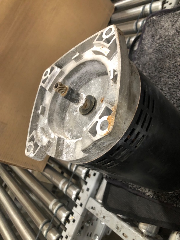 Photo 1 of **WAS NOT TESTED**VEVOR 1.5 hp, 3463 rpm, 1 speed, 230/115 volts, 7.88/15.5 amps, 1.1 Service Factor, 56Y Frame, PSC, ODP Enclosure, Square Flange Pool Motor, Swimming Pool Pump Motor, Replacement Pool Motor Kit
**WAS UNABLE TO TEST TO SEE IF IT FUNCTIONS
