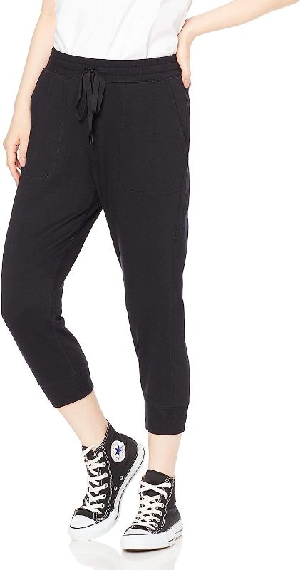 Photo 1 of Amazon Essentials Women's Relaxed-Fit Studio Terry Capri Jogger Pant
Xsmall