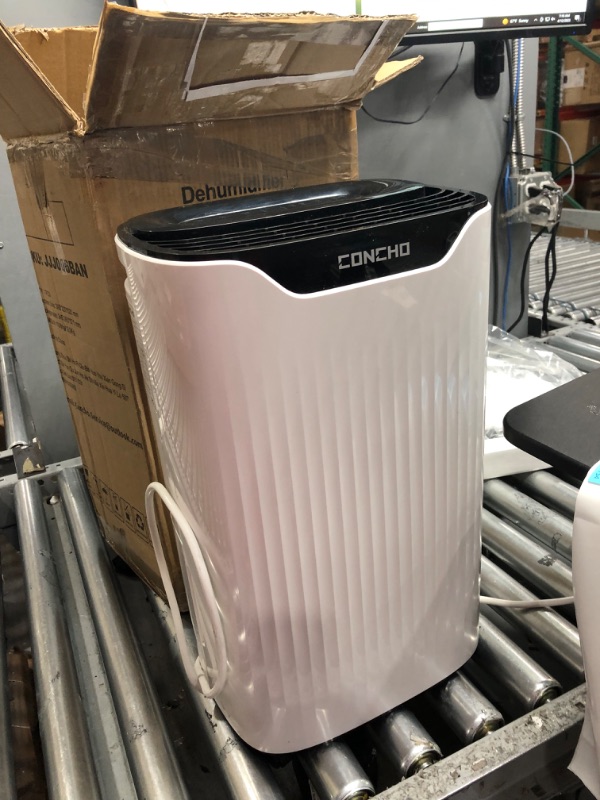 Photo 3 of **DOES NOT FUNCTION OR WORK**Concho 2500 Sq. Ft 35 Pint Dehumidifier with Air Filter for Basement, Home and Large Room; Small Dehumidifiers with Drain Hose, Dry Clothes Mode, 0.79 Gallon Water Tank, 24H Timer US Only
**NO AIR COMES OUT, ALWAYS STAYS ON LO