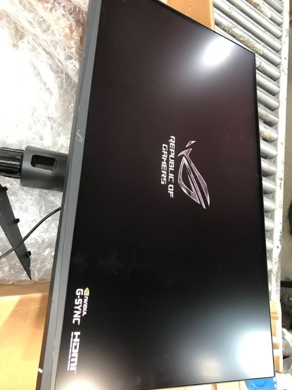 Photo 2 of ASUS ROG SWIFT PG32UQ 32” 4K HDR 144HZ DSC HDMI 2.1 GAMING MONITOR, UHD (3840 X 2160), IPS, 1MS, G-SYNC COMPATIBLE, EXTREME LOW MOTION BLUR SYNC, EYE CARE, DISPLAYPORT, USB, DISPLAYHDR 600
