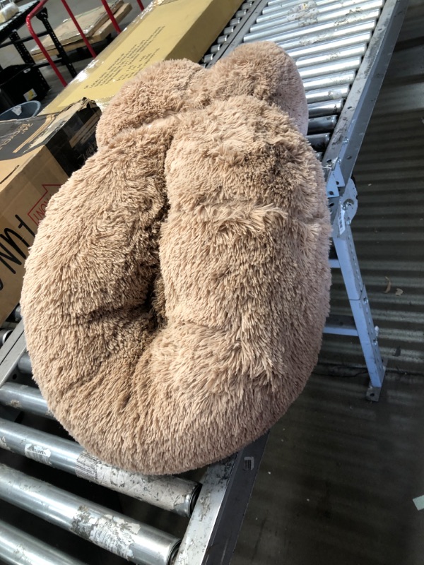 Photo 2 of **USED** Bedsure Calming Dog Beds for Small Medium Large Dogs - Round Donut Washable Dog Bed, Anti-Slip Faux Fur Fluffy Donut Cuddler Anxiety Cat Bed, Fits up to 15-100 lbs 36x36x10 Inch (Pack of 1) Camel