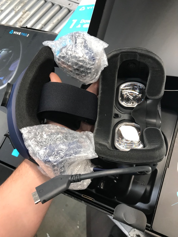 Photo 7 of OPENED TO TEST 
HTC VIVE Pro 2 Virtual Reality System
