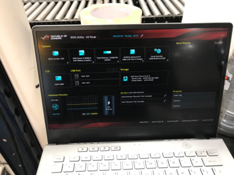 Photo 10 of PARTS ONLY NO BOOTABLE DEVICE NEEDS PROFESSIONAL REPAIR 
ASUS - ROG Zephyrus G14 14" Gaming Laptop - AMD Ryzen 9 - 16GB Memory - NVIDIA GeForce RTX 2060 - 1TB SSD - Moonlight White