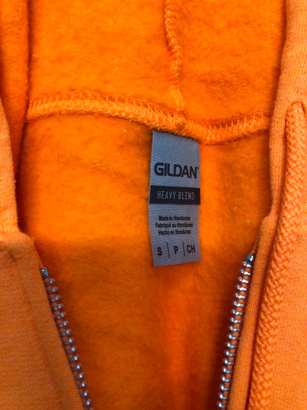 Photo 1 of **USED** Gildan 'Heavy Blend' Sweatshirt- Small 