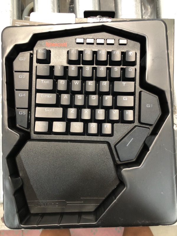 Photo 2 of Redragon K585 DITI One-Handed RGB Mechanical Gaming Keyboard, Type-C Professional Gaming Keypad with 7 Onboard Macro Keys, Detachable Wrist Rest, 42 Keys (Black-Blue Switch)