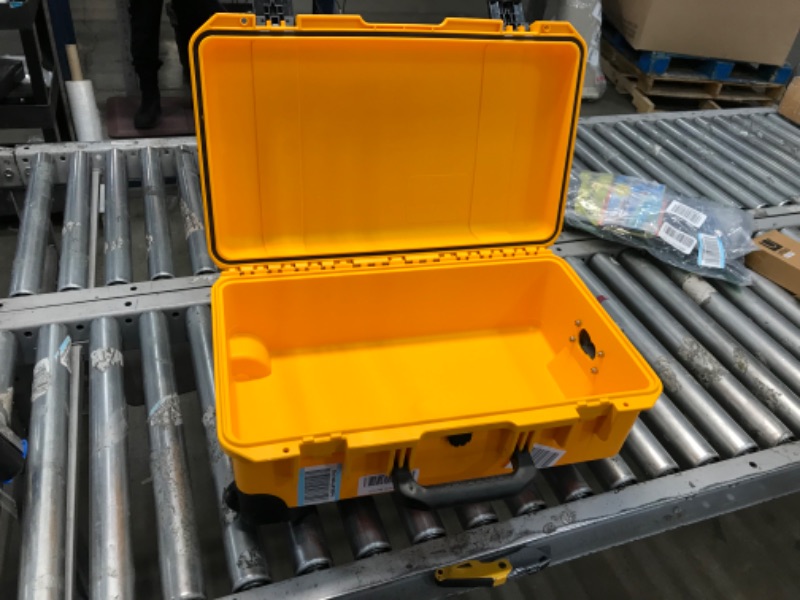 Photo 2 of Pelican Storm iM2500 Case No Foam (Yellow) Yellow No Foam