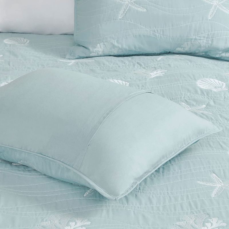 Photo 1 of **COMFERTER ONLY**Harbor House Seaside Reversible Cotton Quilt Set Coastal Clam, Starfish, Coral Embroidery, All Season, Pre-Washed Coverlet Bedding Layer, Decorative Pillow, King/Cal King(108"x90") Seafoam 4 Piece
