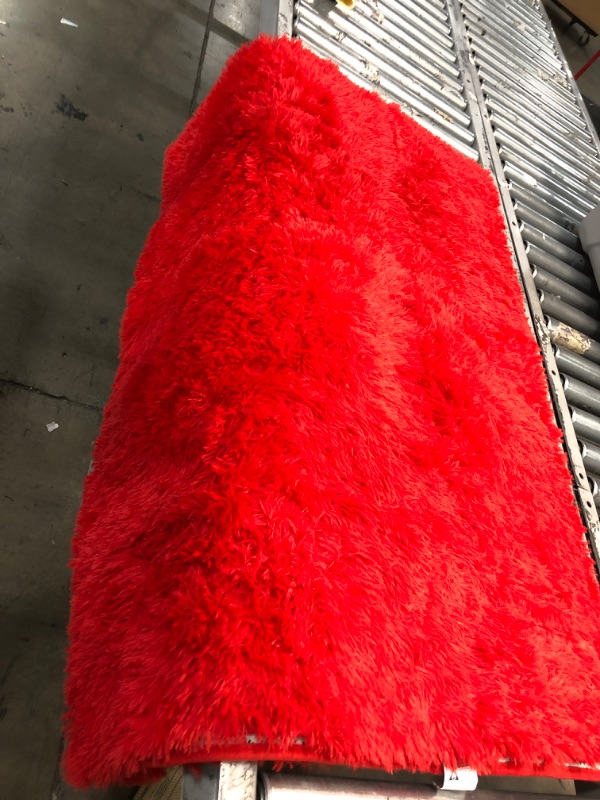 Photo 1 of 4'X6' RED RUG 