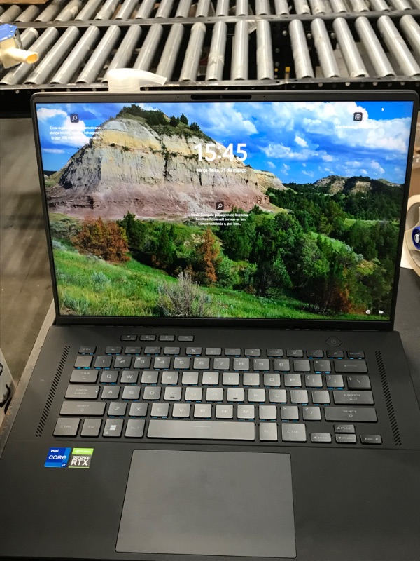 Photo 2 of MISSING RTX GPU HAS INTEL IRIS Xe GRAPHICS 
ASUS - ROG Zephyrus 16" WUXGA 165Hz Gaming Laptop-Intel Core I7-16GB DDR5 Memory-NVIDIA GeForce RTX 3060-512GB PCIe 4.0 SSD - Off Black
