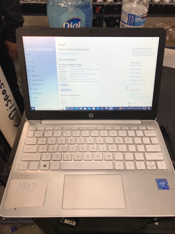 Photo 1 of HP STREAM 11.6" FULL HD INTEL CELERON N4020 4GB MEMORY 32GB STORAGE WINDOWS 10 LAPTOP COMPUTER
