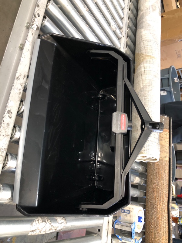 Photo 1 of *INCOMPLETE* Rubbermaid Commercial Maximizer Heavy Duty Stand Up Debris/Dust Pan, Black (2018781), 11" x 20.4" x 29" Heavy-Duty Debris Pan