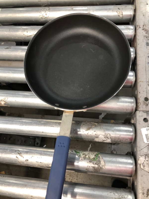 Photo 2 of Misen Nonstick Frying Pan - Non Stick Fry Pans for Cooking Eggs, Omelettes and More - 10 Inch Cooking Surface Nonstick Skillet Pan 10"