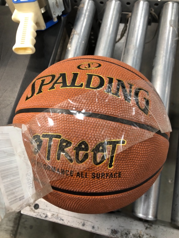 Photo 2 of 
Spalding Street Outdoor Basketball
Size:Official Size 7, 29.5"