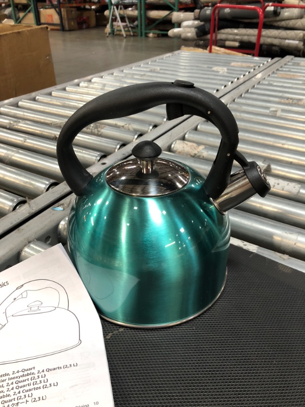 Photo 2 of 
Amazon Basics Stainless Steel Tea Kettle, 2.4-Quart, Teal
Size:2.4-Quart
