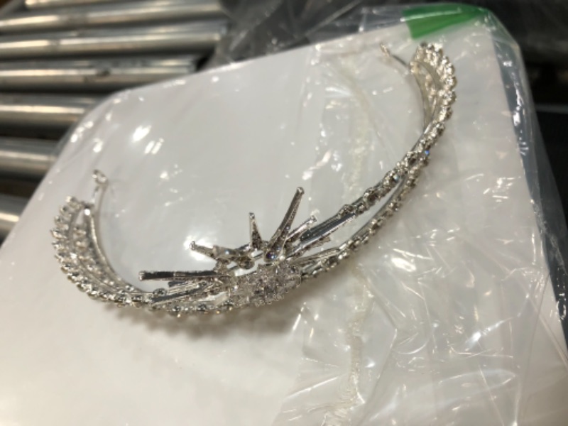 Photo 2 of 
Girls Princess Crystal Tiara Crown 