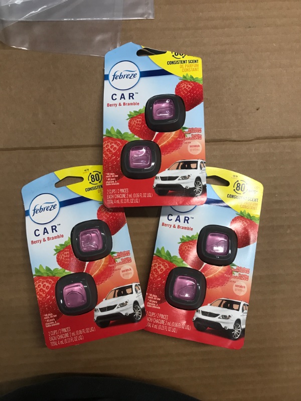 Photo 2 of 3PK-Febreze Odor-Eliminating Car Freshener Vent Clip - Berry & Bramble - 0.06 Fl Oz/2pk
