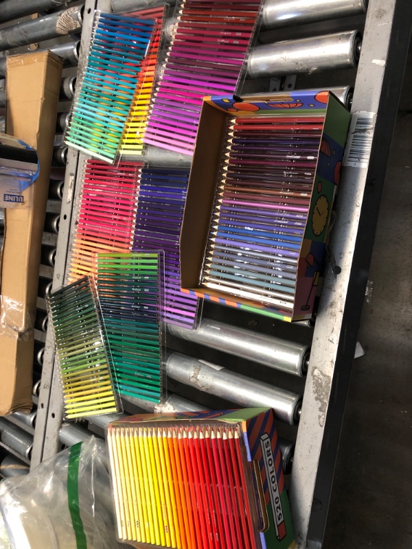 Photo 2 of 520 Colored Pencils, Professional Grade Rich Pigment Soft Core, Coloring Pencils Suitable for Children, Adults, Artists Coloring Sketching and Painting 520 colors