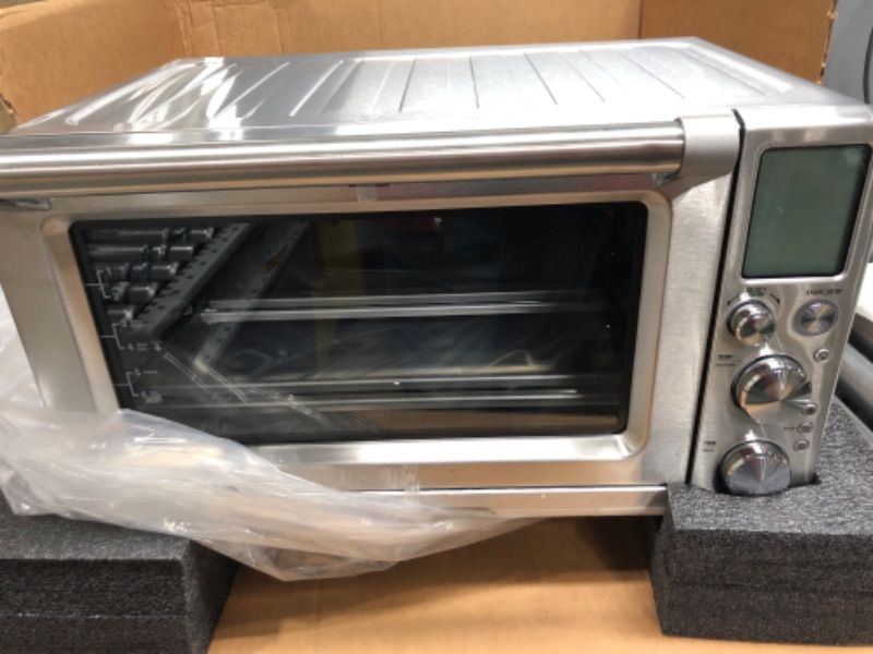 Photo 2 of BREVILLE RM-BOV900BSS SMART OVEN AIR CONVECTION AND AIR FRY COUNTERTOP CONVECTION OVEN (RENEWED) SILVER 17.2 X 21.4" X 12.8"
